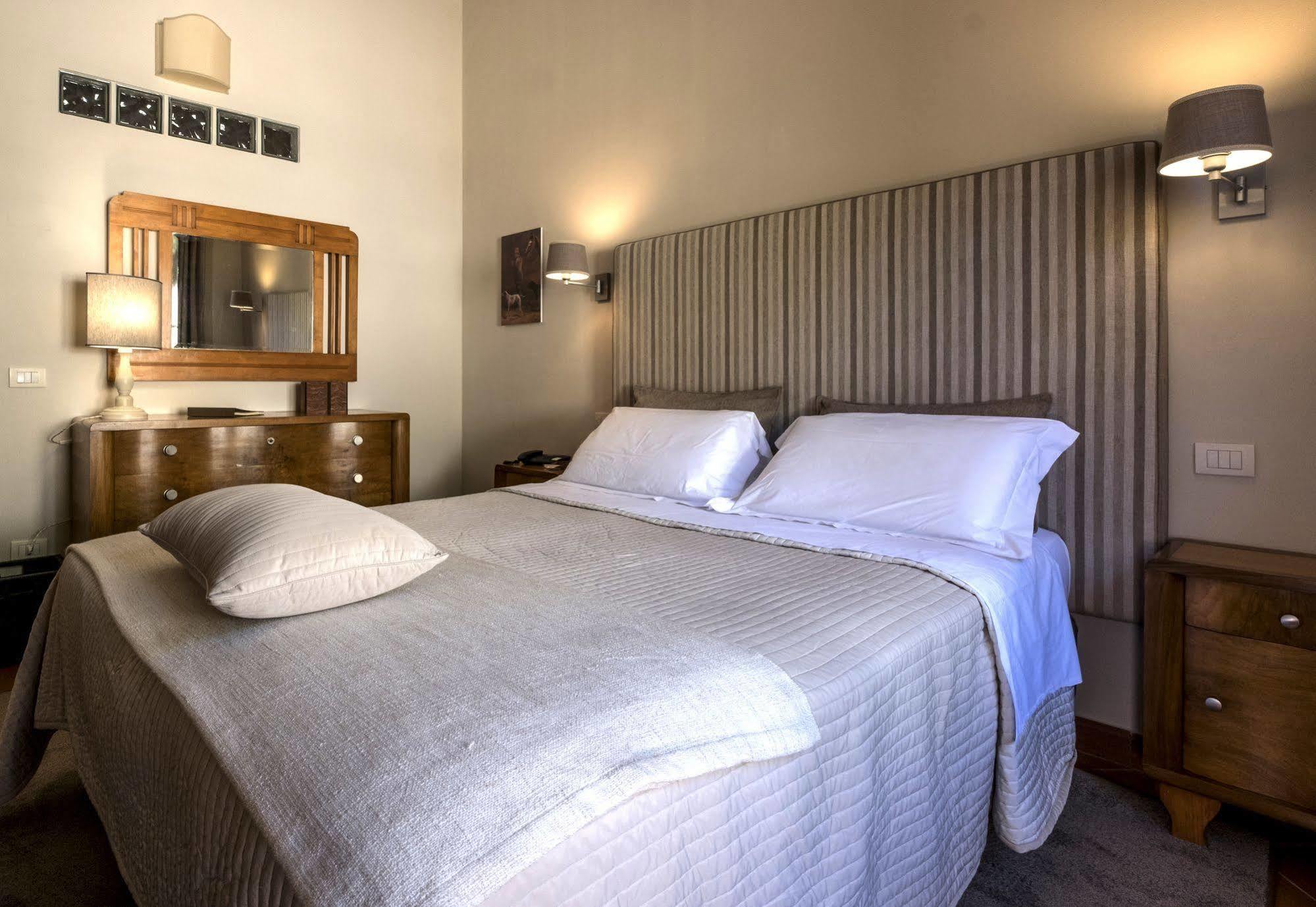 Si Montalcino Hotel Екстериор снимка